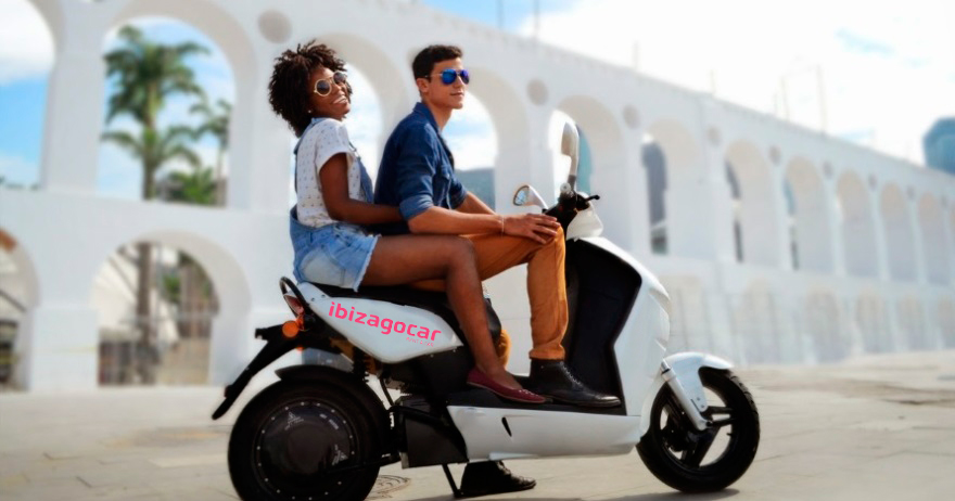 Rent a scooter in Ibiza – Survive the island